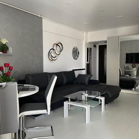 Luxury Westpark 2-Room Apartment Lakeview W5 Bucureşti Exterior foto